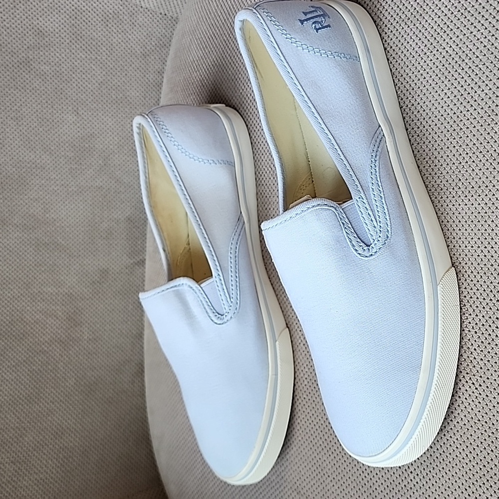 Lauren Ralph LAUREN Sneakers Nwot